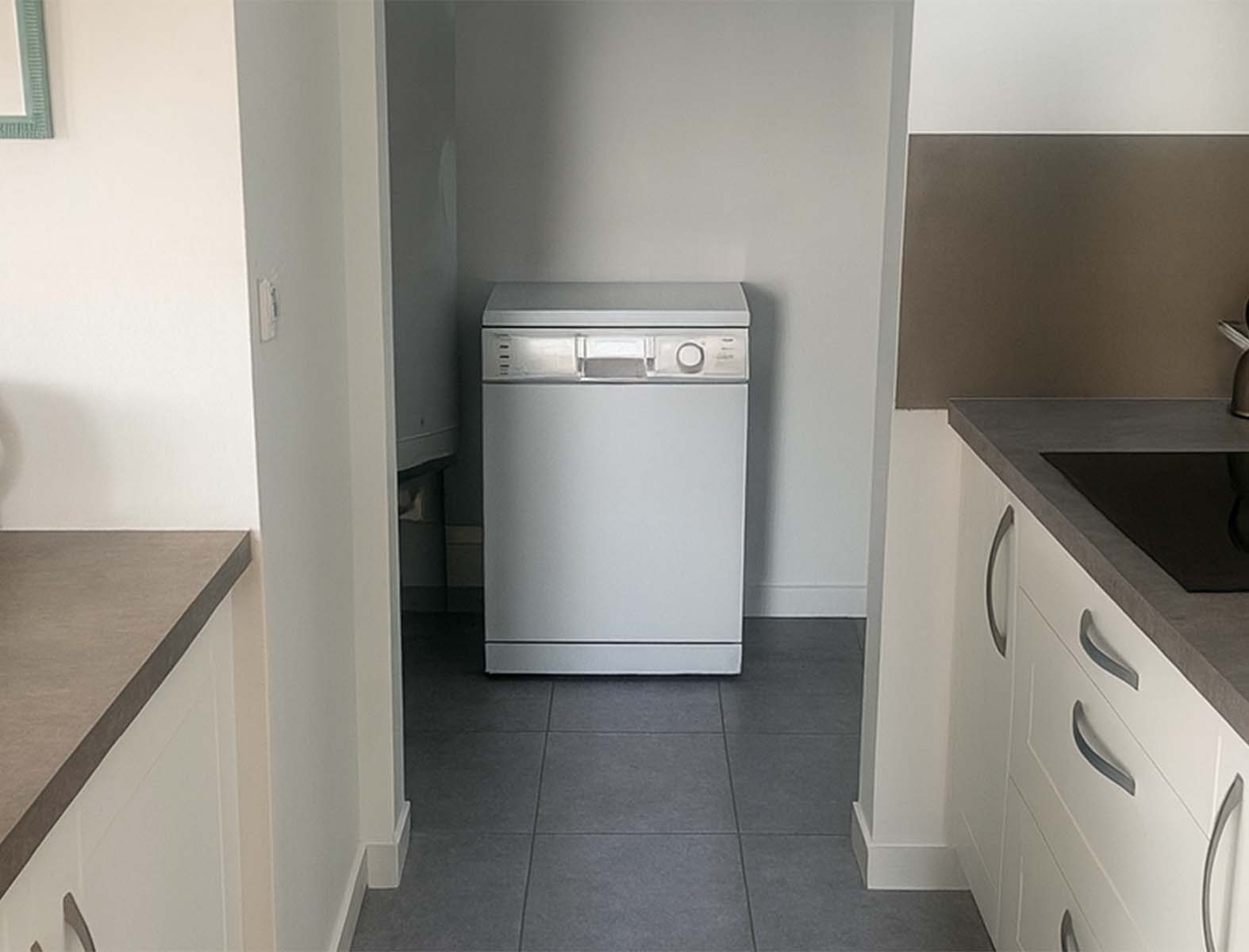 Cuisine propre après désencombrement Diogène par Propreté 29 à Quimper Bretagne